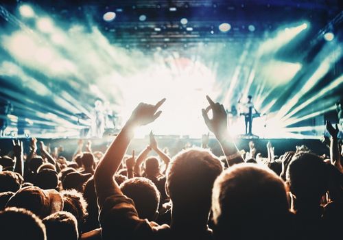 Evening Live Band Glow – LED Wristbands for Music Lovers and Nighttime Events
