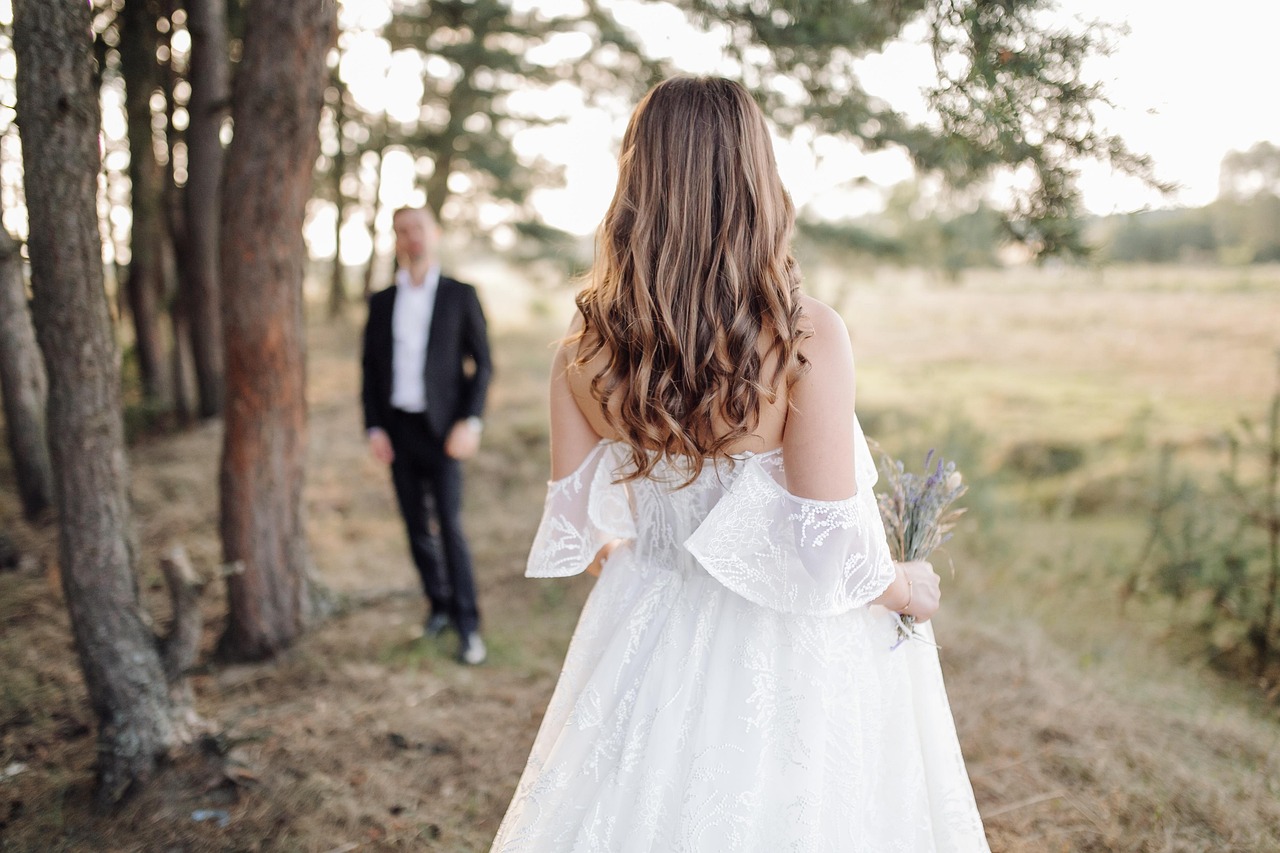 LED Wristbands for Weddings – Light Up Bracelets for Couples, Guests, and Celebration Moments